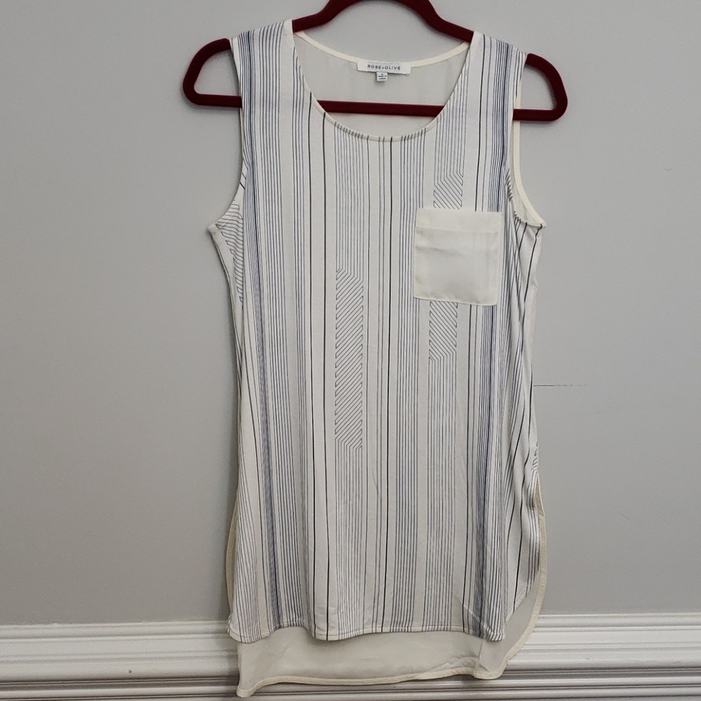 Rose + Olive Tank Top Blouse Sz S NWT